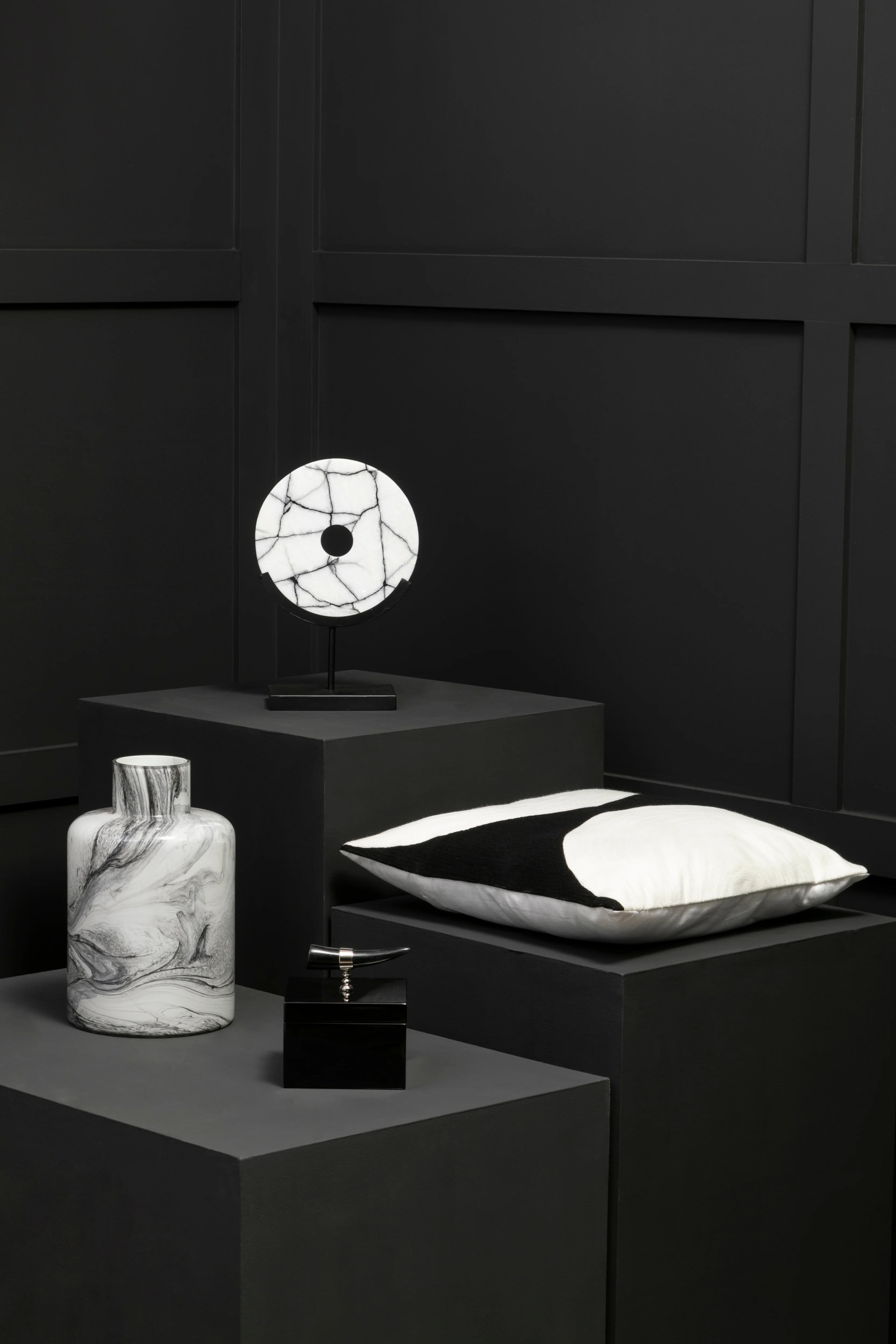 Citterio White Marble Disc Sculpture On Black Stand